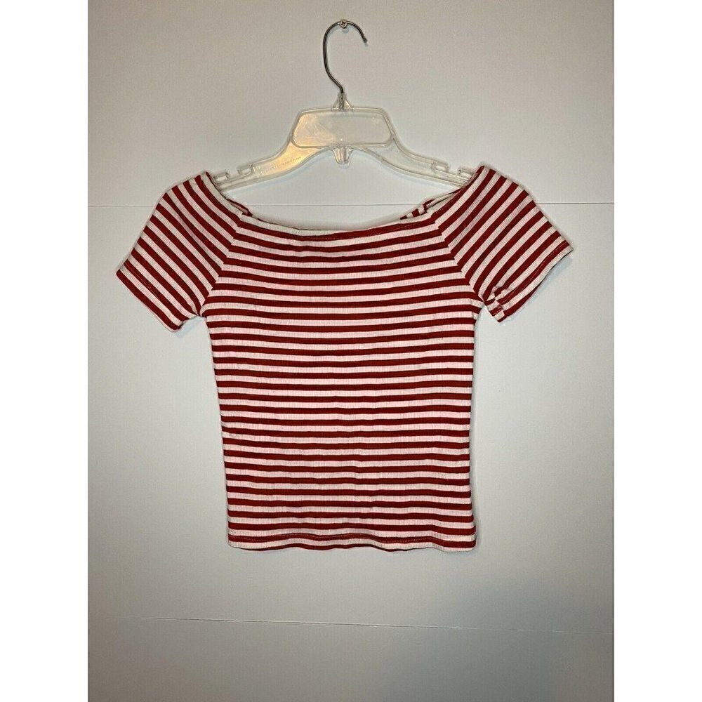 She + Sky Flowy Boutique Womens Top Small Off The Shoulder Red White Blouse EUC